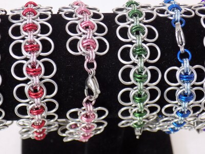 Celtic wings chainmaille bracelet - image4